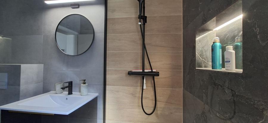 Duplex cu 3 camere cu Canalizare în Dumbrăvița