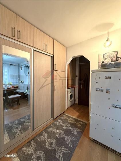 Apartament cu 2 camere decomandat în Nicolina