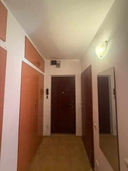 Garsonieră decomandată în Camil Ressu