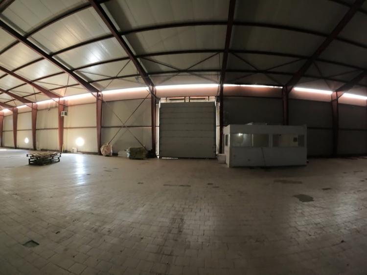 Spațiu industrial, de 11,600 mp, în Plopșoru