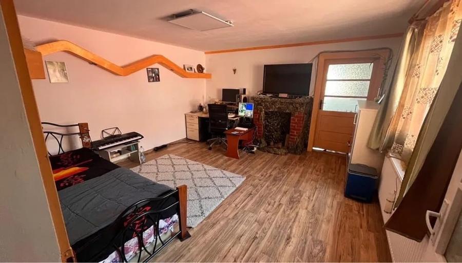Duplex cu 3 camere cu Canalizare în Dâmbul Rotund