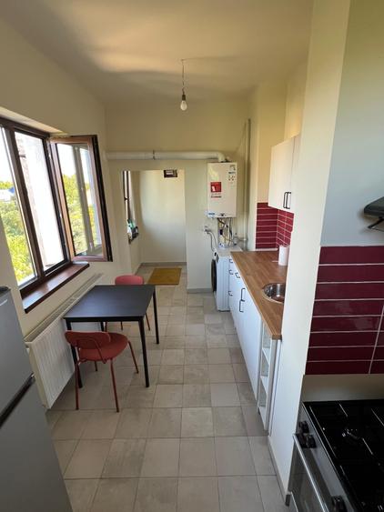 Apartament cu 2 camere în Complex Studențesc