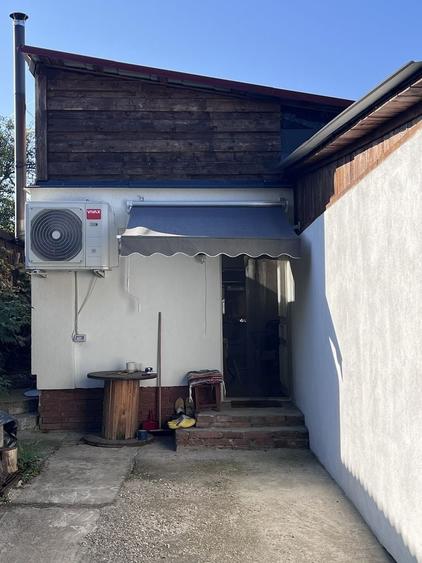 Casă cu 3 camere în Cetariu
