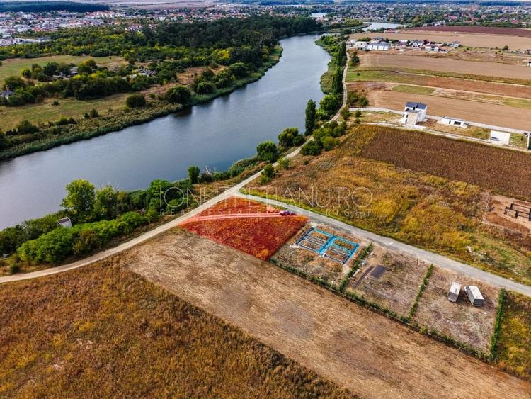 Teren Construcții intravilan de 1200 mp, în Balotești