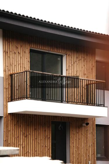 Duplex cu 4 camere cu Canalizare în Florești