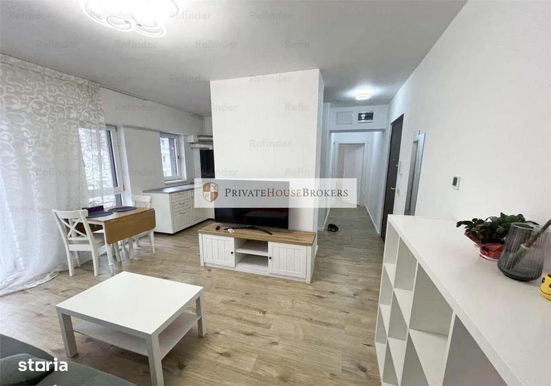 Apartament cu 2 camere semidecomandat, mobilat în Tei