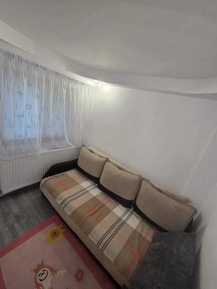 Apartament cu 2 camere decomandat în Micro 20