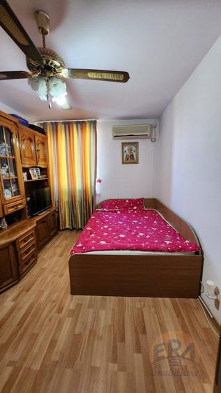 Apartament cu 2 camere semidecomandat, mobilat în Exterior Vest