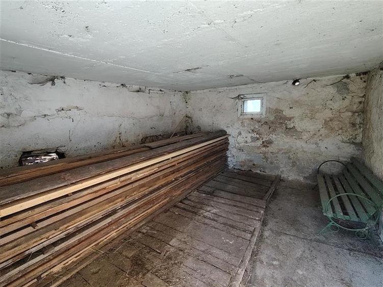 Casă individuală cu 3 camere cu Garaj în Chileni