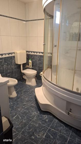 Apartament cu 5 camere în Central