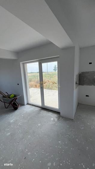 Casă cu 3 camere în Corbeanca