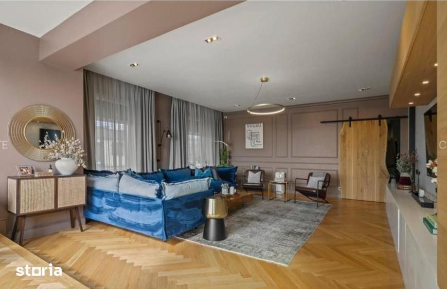 Apartament cu 5 camere în Pipera