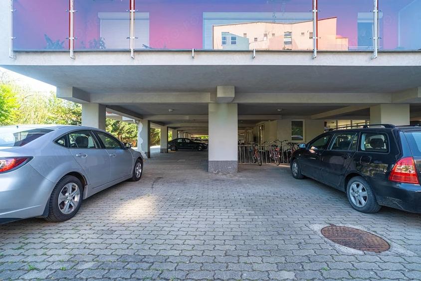 Apartament cu 2 camere decomandat în UTA