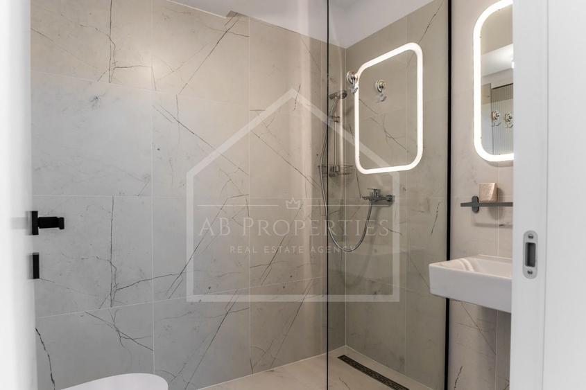 Apartament cu 3 camere decomandat, mobilat în Sisești