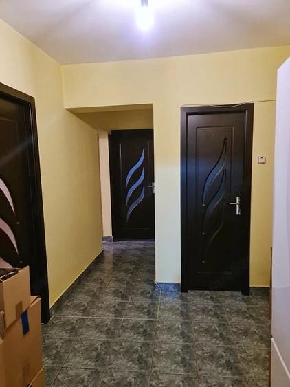 Apartament cu 3 camere decomandat în Ultracentral