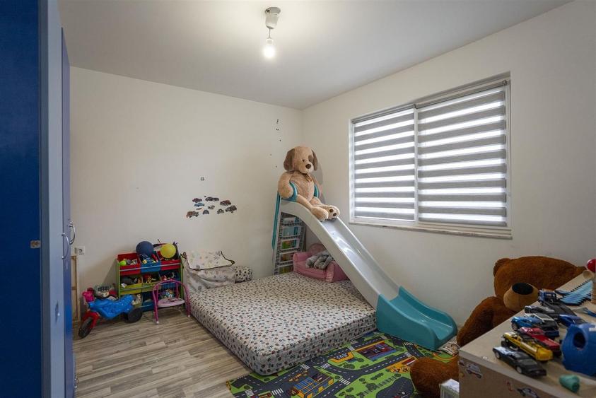 Casă individuală cu 4 camere decomandat cu Teren 408 Mp în Sântandrei