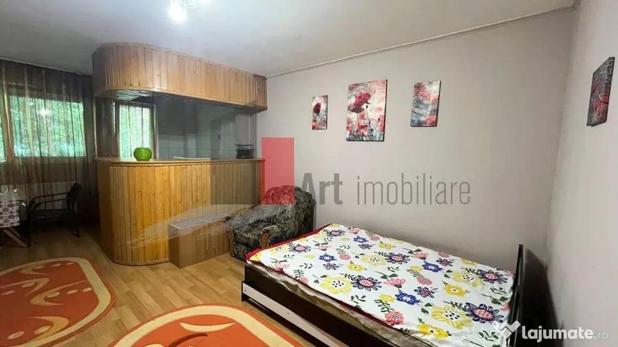 Garsonieră decomandată în Drumul Taberei