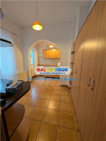 Apartament cu 2 camere semidecomandat în Armeneasca