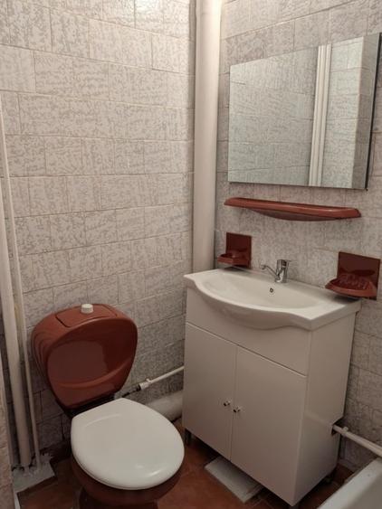 Apartament cu 4 camere decomandat în Gară