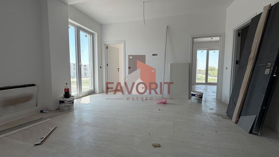 Apartament cu 3 camere decomandat în Moșnița Nouă