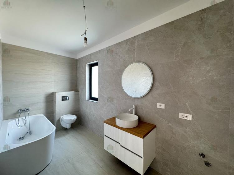 Casă individuală cu 4 camere cu Teren 270 Mp în Berceni