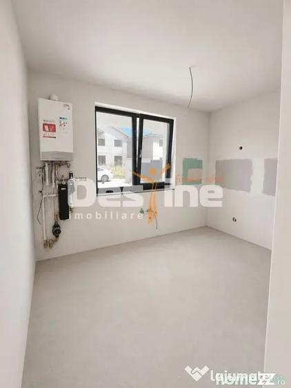 Casă cu 4 camere cu Teren 380 Mp în Central