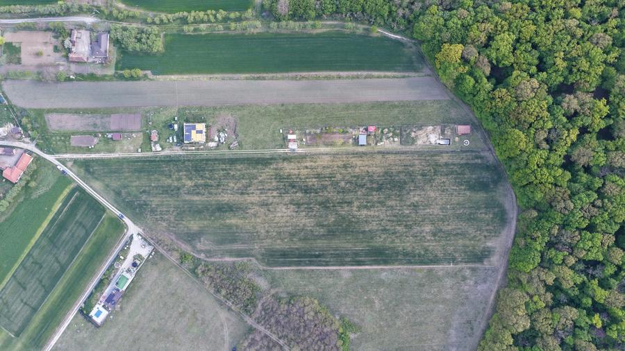 Teren Construcții intravilan de 27000 mp, în Central