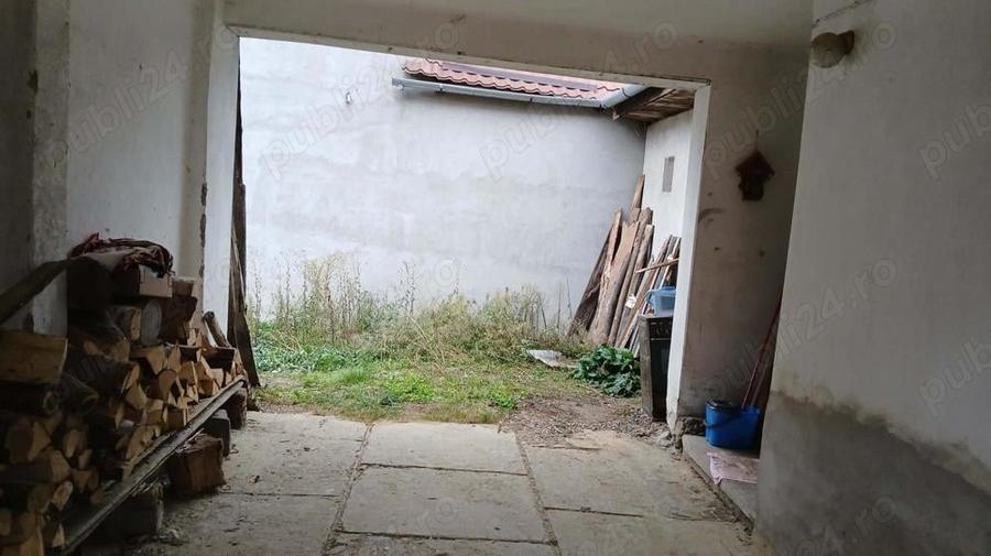 Casă cu 2 camere cu Teren 296 Mp în Teregova