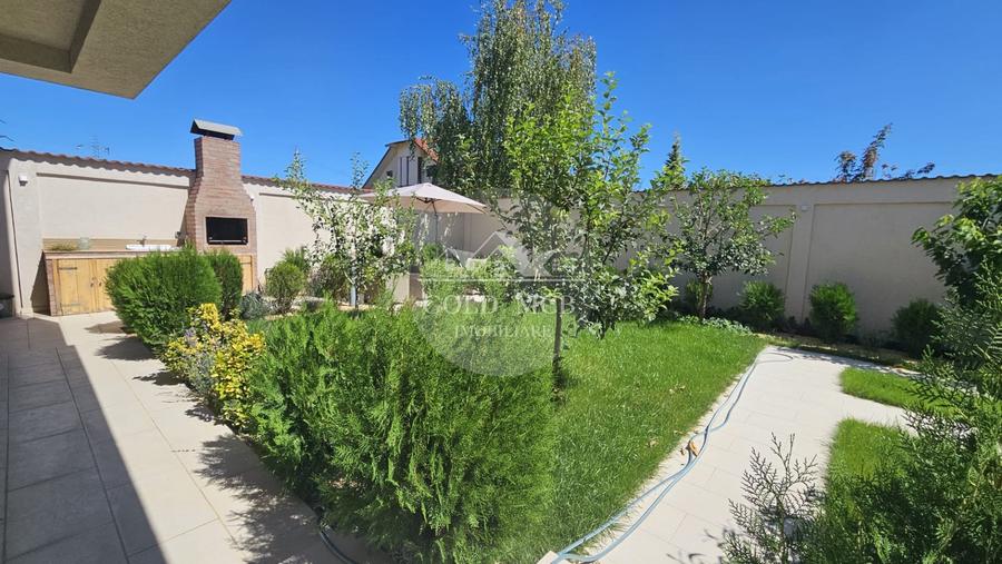 Casă individuală cu 4 camere cu Canalizare în Pantelimon