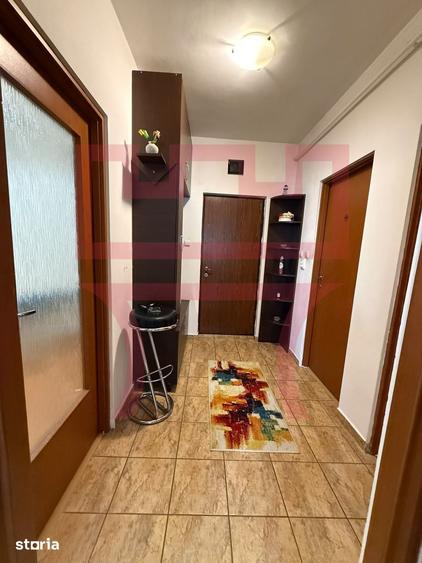 Apartament cu 3 camere decomandat în Dâmbul Rotund
