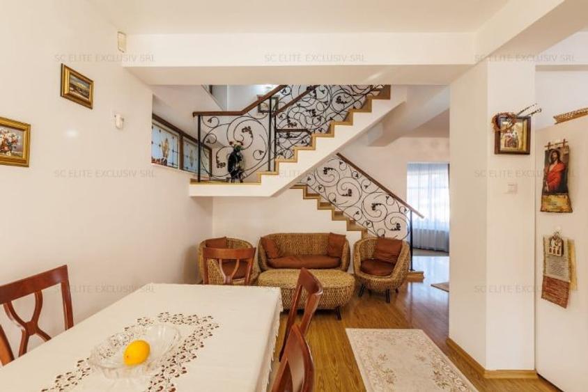 Casă individuală cu 6 camere cu Teren 473 Mp în Ovidiu