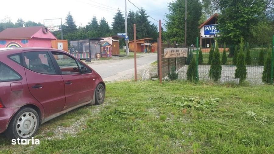 Teren la 50 m de Castelul de Lut si Povestea Calendarului - 2