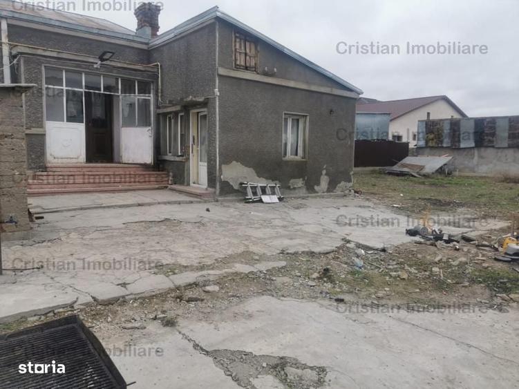 Spațiu comercial, în Chercea