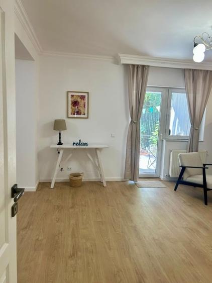 Casă individuală cu 3 camere cu Canalizare în Central