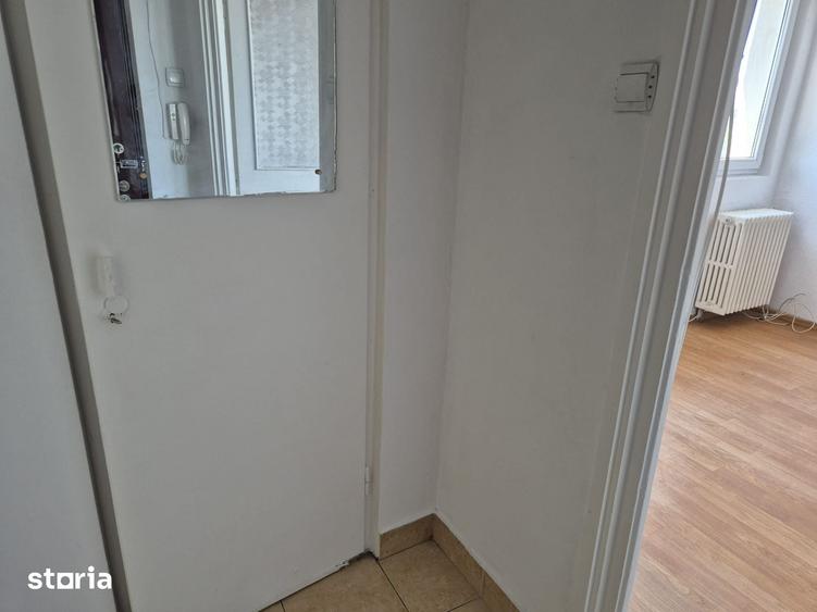 METROU 1 MAI apartament 2 camere FARA RISC SEISMIC - se accepta credit - 2