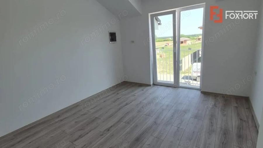 Duplex 4 camere si teren de 300 mp, zona Mosnita Veche - V10028 - 9