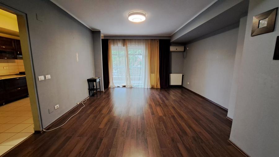 Apartament cu 3 camere decomandat, mobilat în Aviației