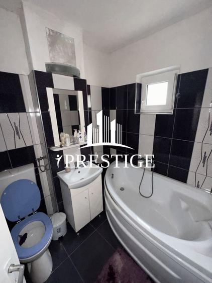 Apartament cu 3 camere decomandat în Calea Dumbrăvii