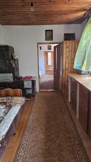 Casă cu 4 camere cu Teren 1300 Mp în Dițești