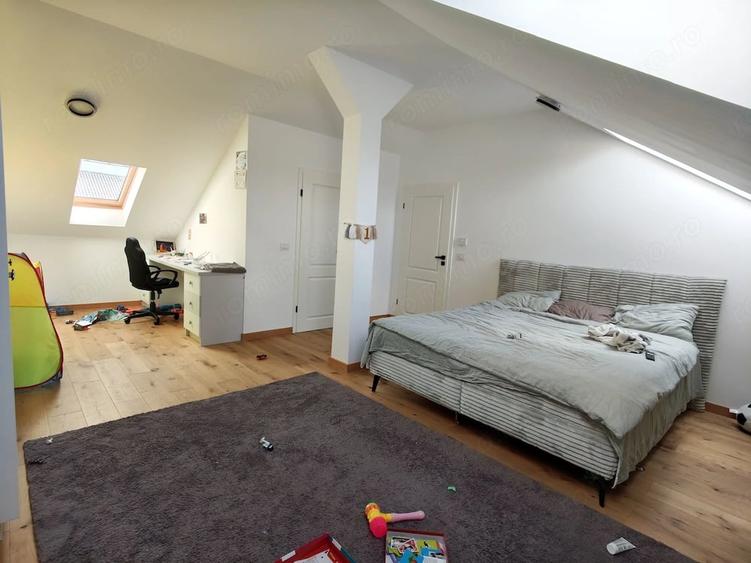 Casă cu 4 camere cu Teren 150 Mp în Săcălaz