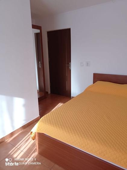 Casă cu 5 camere cu Teren 750 Mp în Corbu