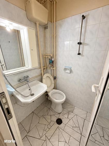 Garsonieră decomandată în Fabric