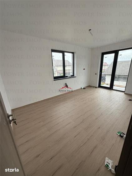 Casă cu 4 camere cu Teren 250 Mp în Tărlungeni