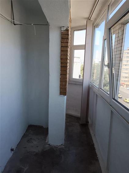 Apartament cu 3 camere decomandat, mobilat în Gară