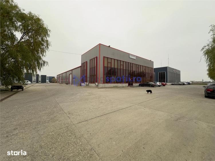 Spațiu comercial, de 500 mp, în Uricani