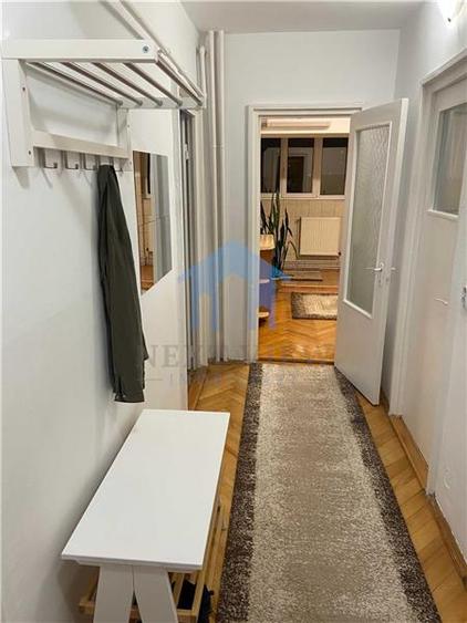 Apartament cu 2 camere decomandat în Zorilor