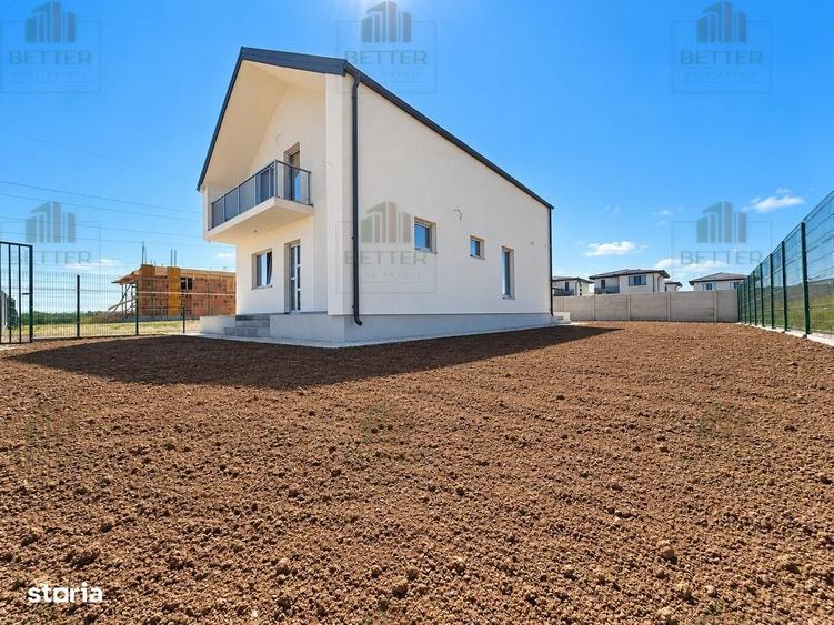 Casă cu 4 camere cu Teren 539 Mp în Central