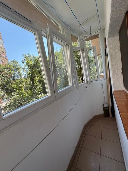 Apartament cu 2 camere semidecomandat în Ghencea