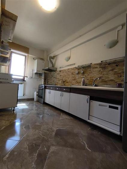 Apartament cu 2 camere decomandat, mobilat în Valea Adâncă