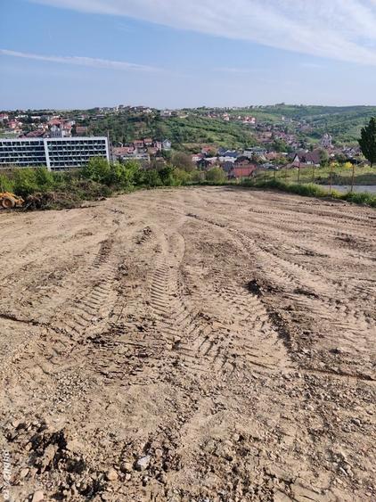 Teren de 1758 mp, în Spitalul Județean